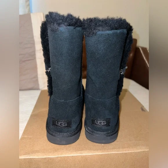 Black UGG Estera Boots - Picture 7 of 10